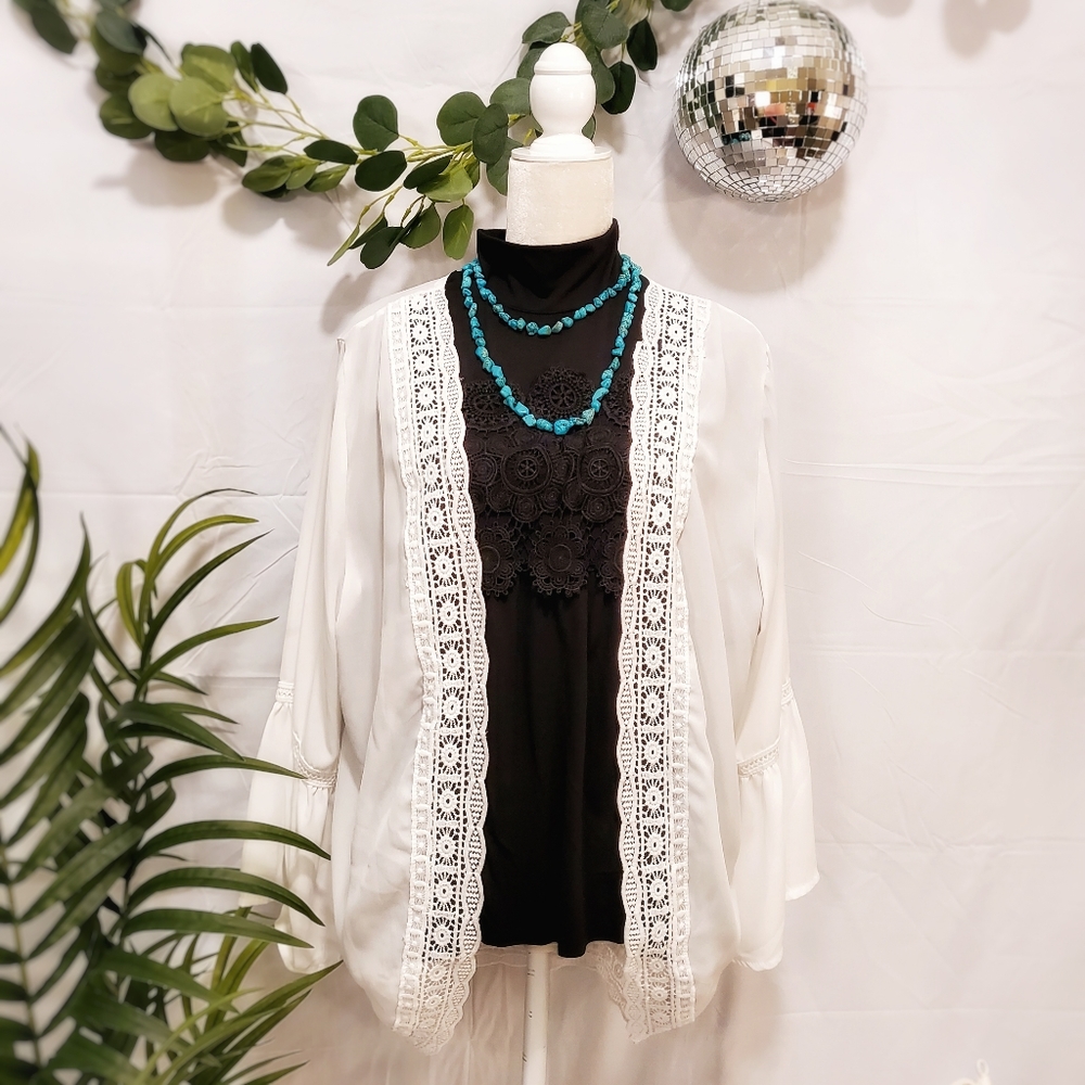 NWOT Boho Babe White Chiffon Kimono